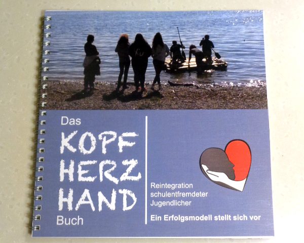 Das Kopf Herz Hand Buch